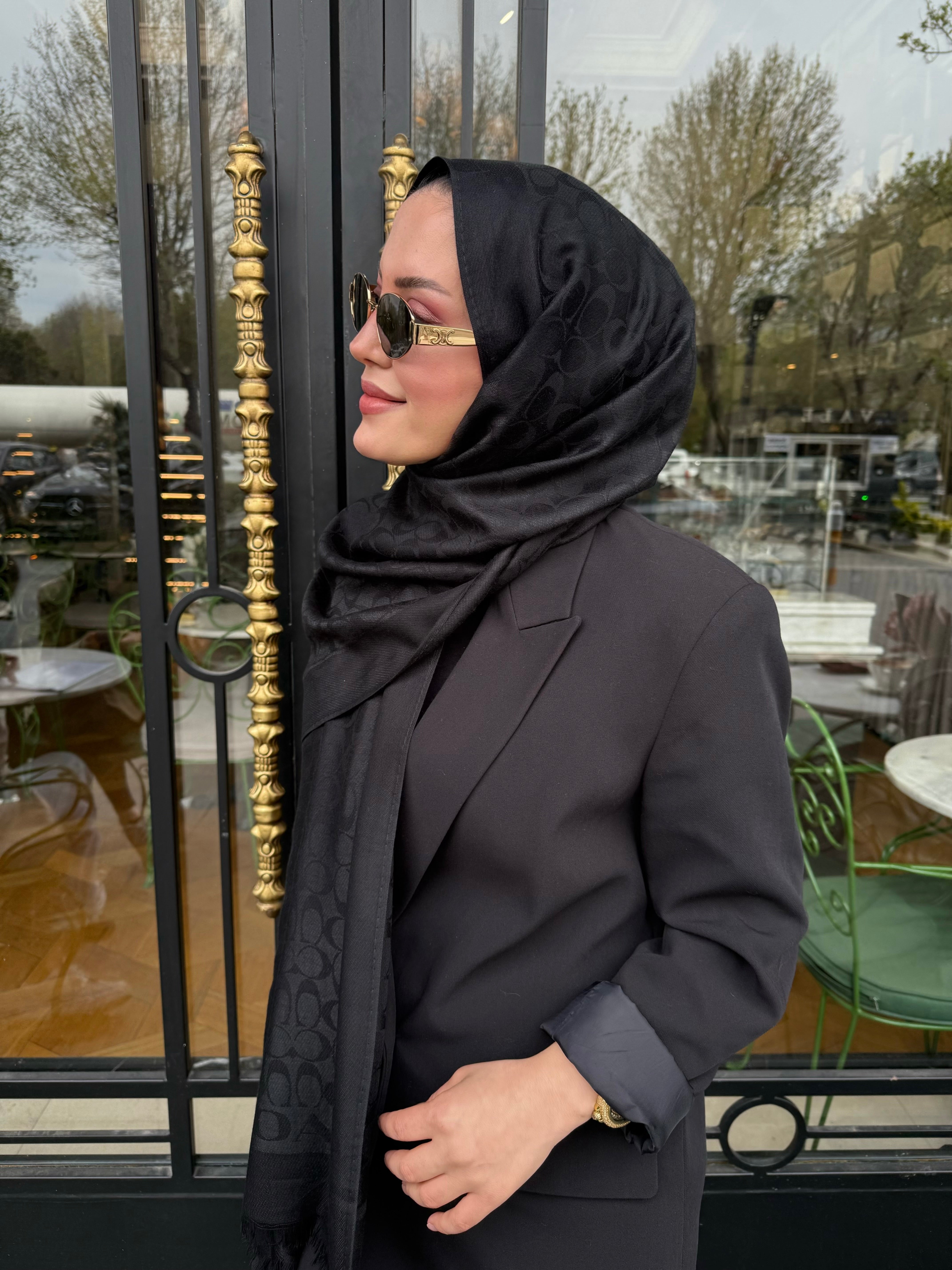 C Black Cashmere Silk